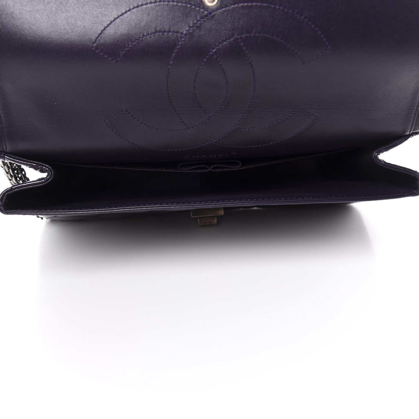 Distressed Patent Quilted 2.55 Reissue 227 Flap Purple