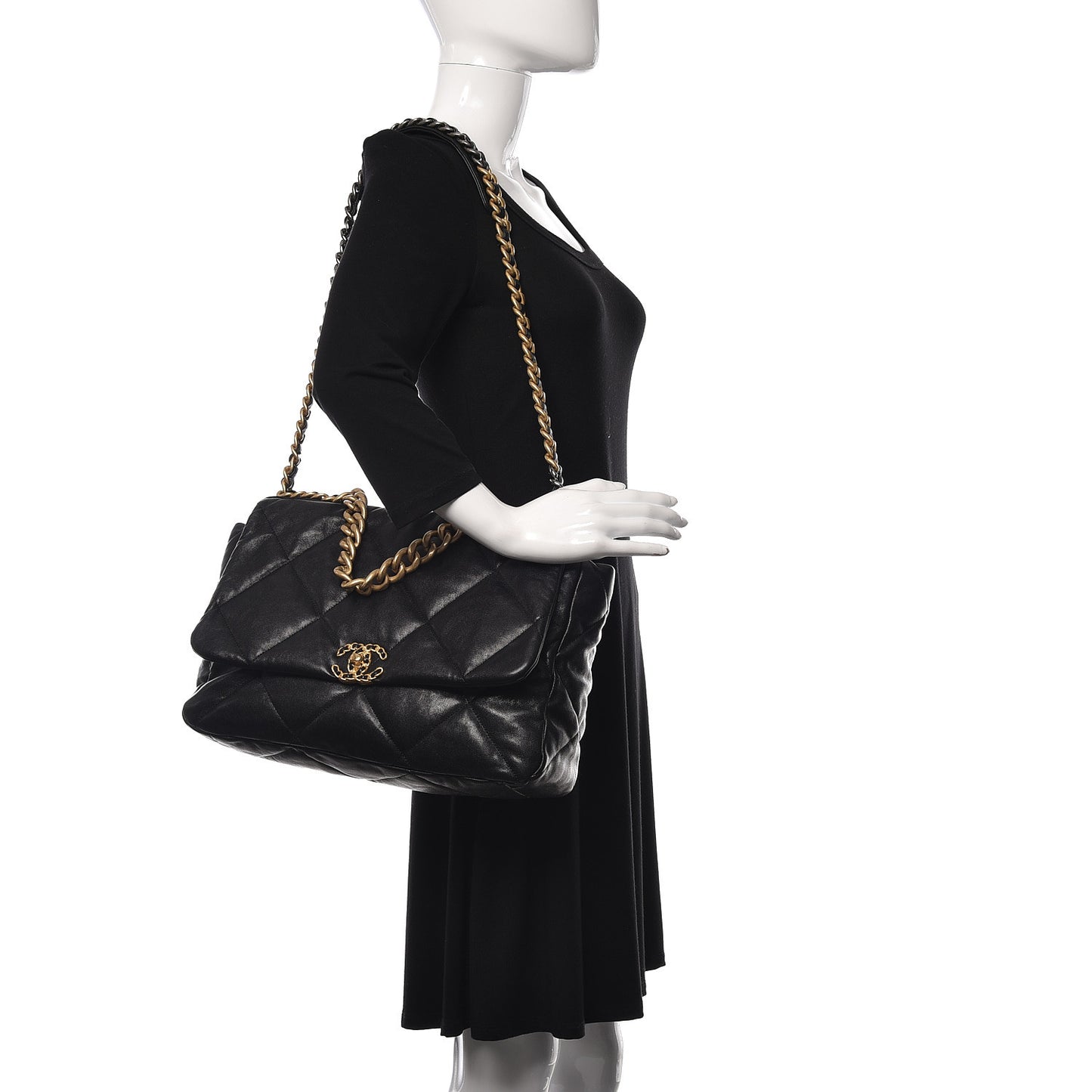 Goatskin Quilted Maxi Chanel 19 Flap Black