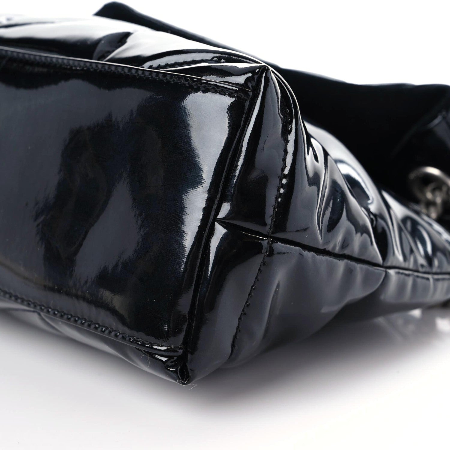 Saint Laurent Patent Lambskin Quilted Medium Loulou Puffer Monogram Chain Satchel Black 5 of 9