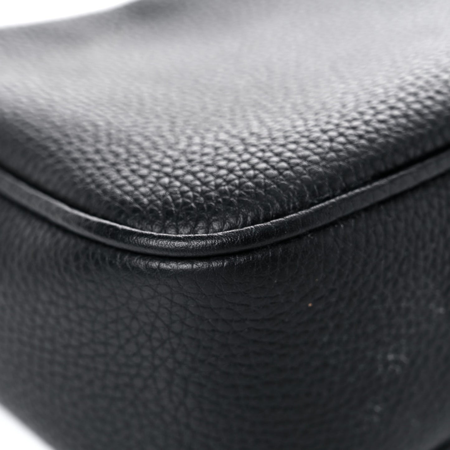 Pebbled Calfskin Small Soho Disco Bag Black