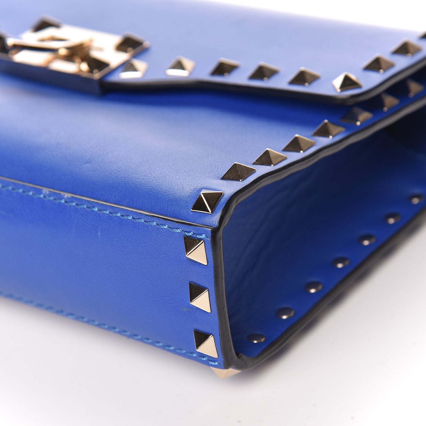 Vitello Medium Rockstud Flip Lock Crossbody Bag Acid Blue