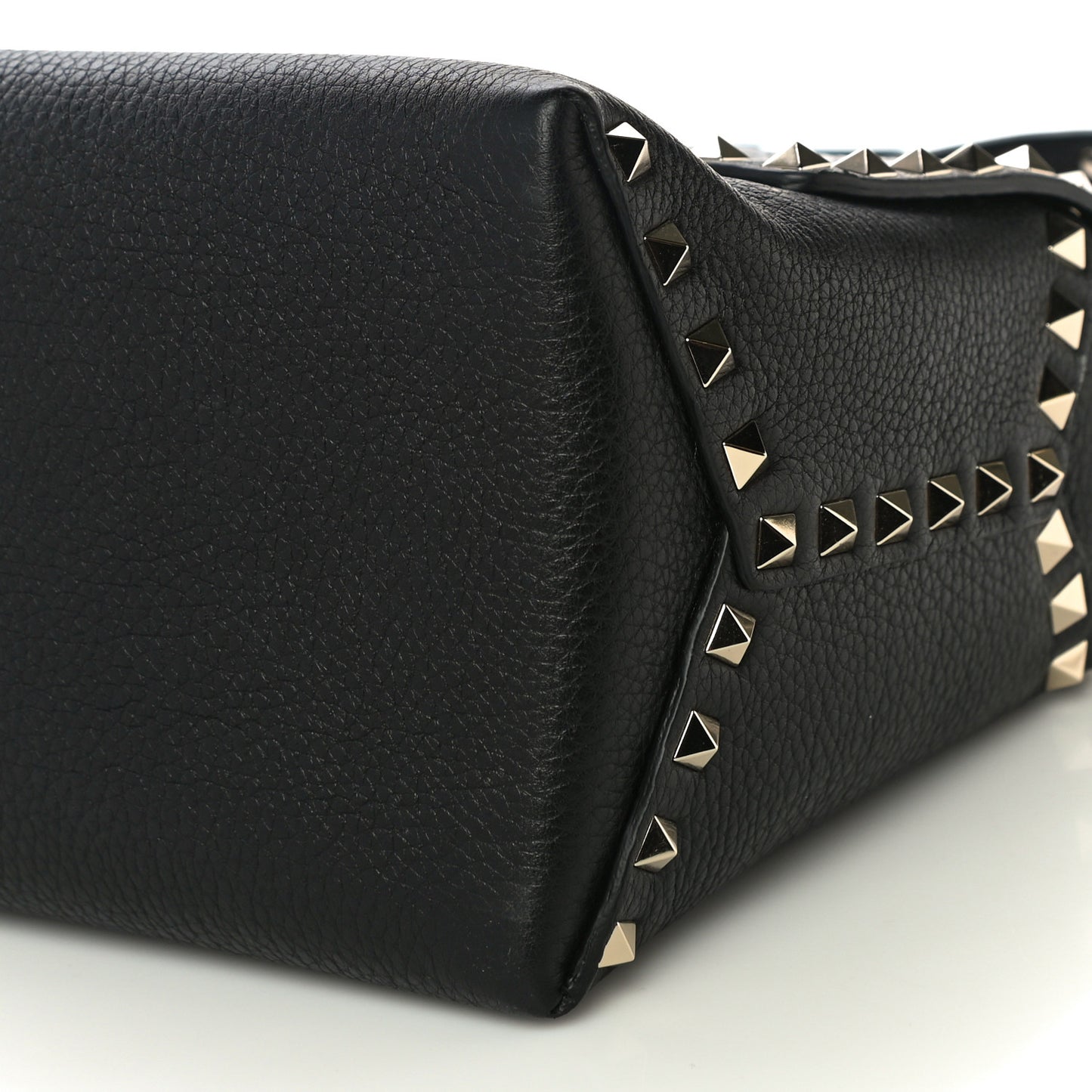 Pebbled Calfskin Rockstud Single Handle Flap Bag Black