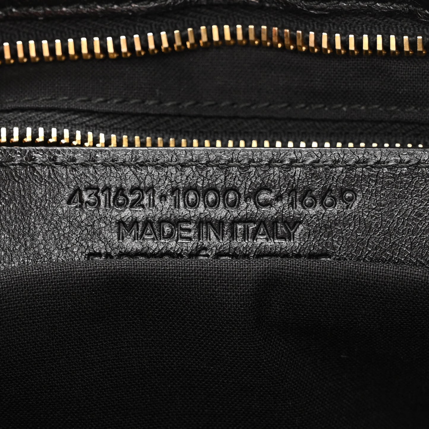 Agneau Classic Gold Hardware S City Black