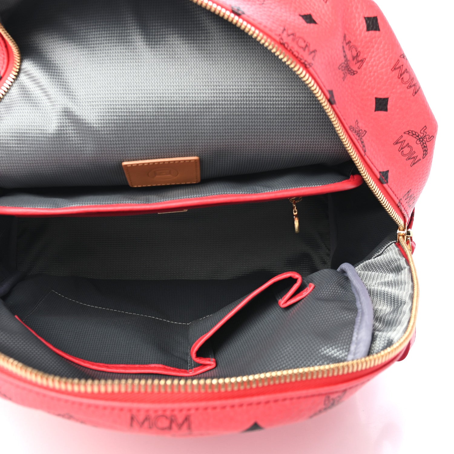 MCM Visetos Medium Side Studs Stark Backpack Corail 5 of 9