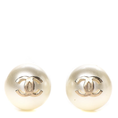Chanel Pearl CC Large Earrings Gold 1 of 5