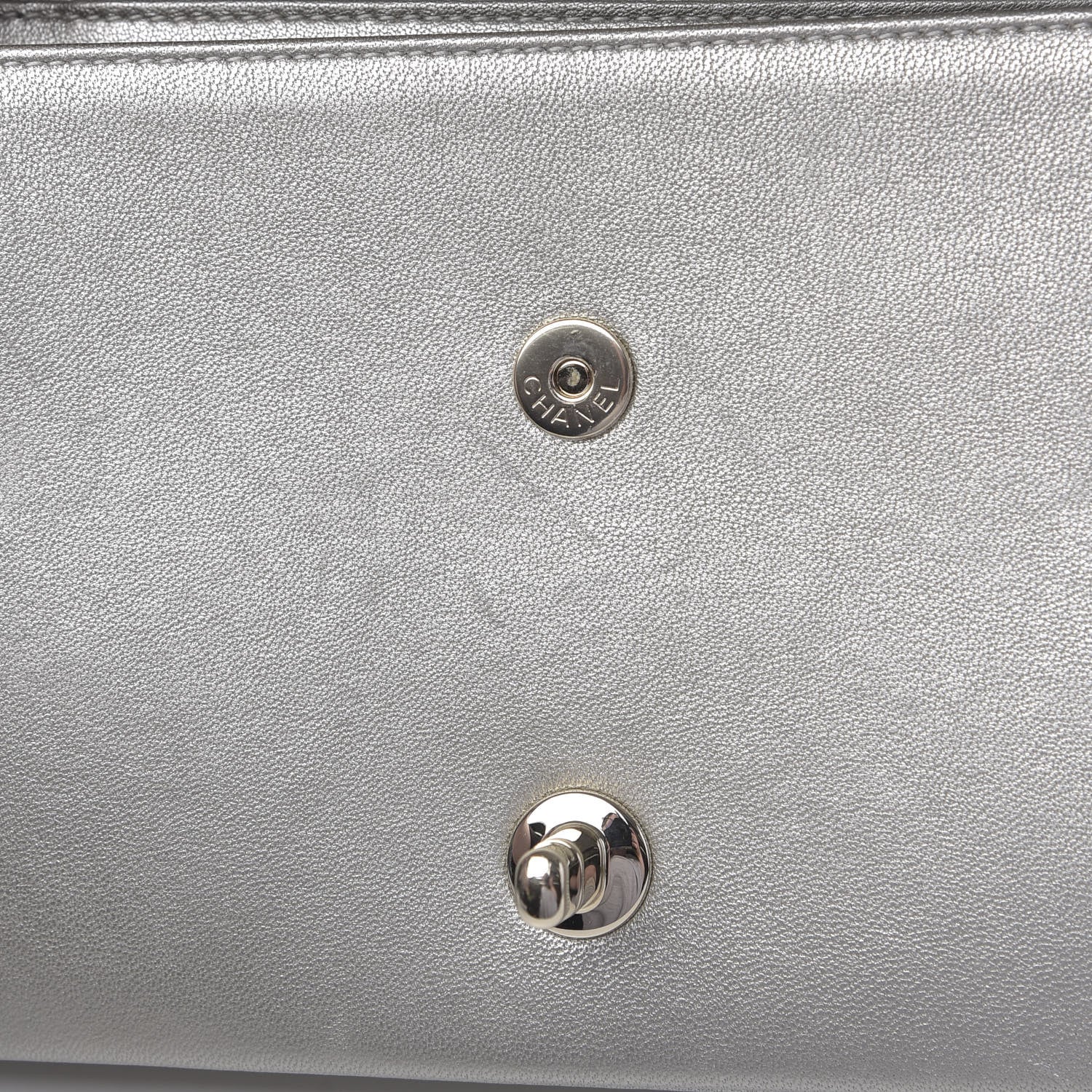 Chanel Metallic Sheepskin Chevron Quilted Medium Vintage Mademoiselle Flap Light Gold 11 of 12