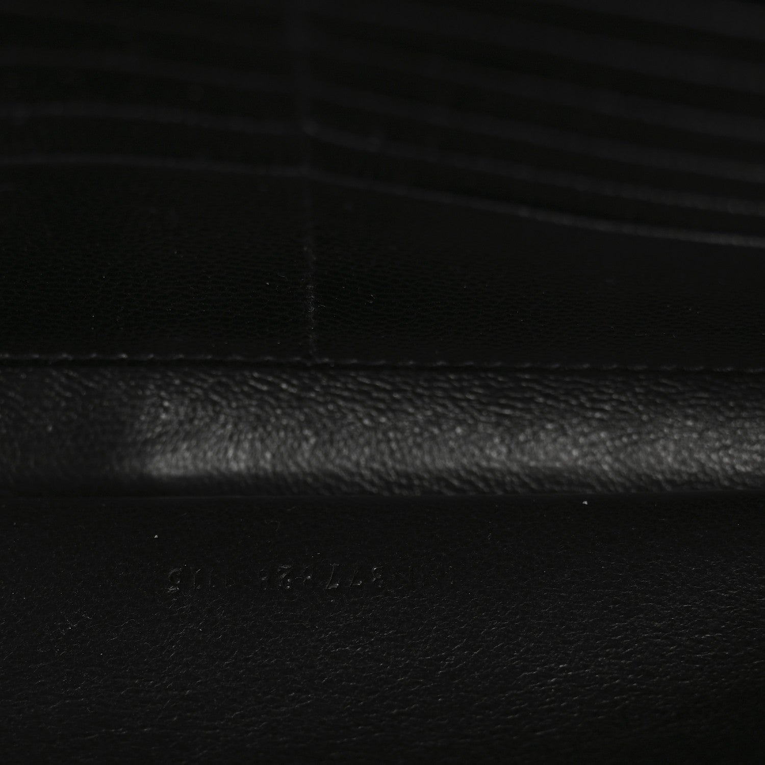 Saint Laurent Grain De Poudre Matelasse Chevron Monogram Chain Wallet Black 8 of 13
