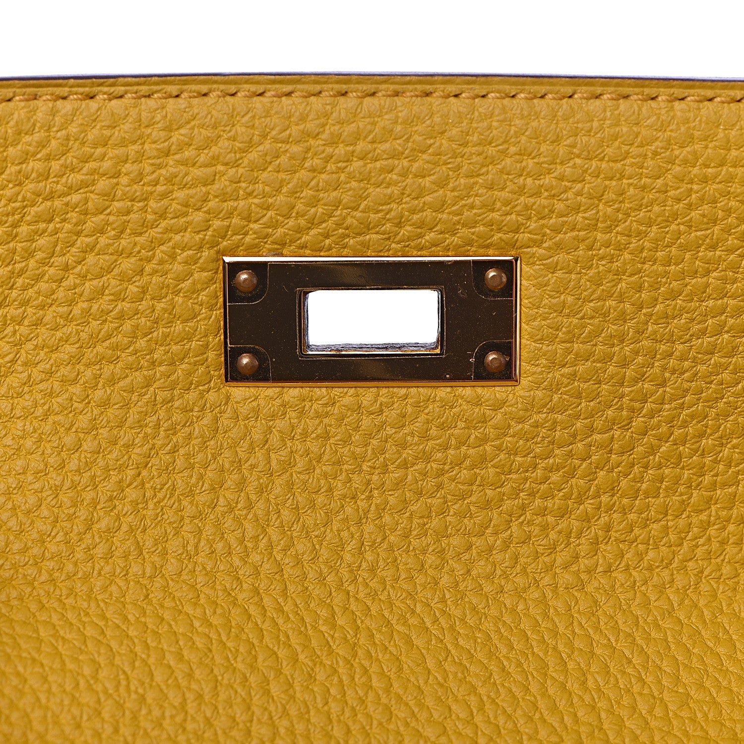 Hermes Togo Kelly Retourne 28 Jaune Ambre 23 of 42