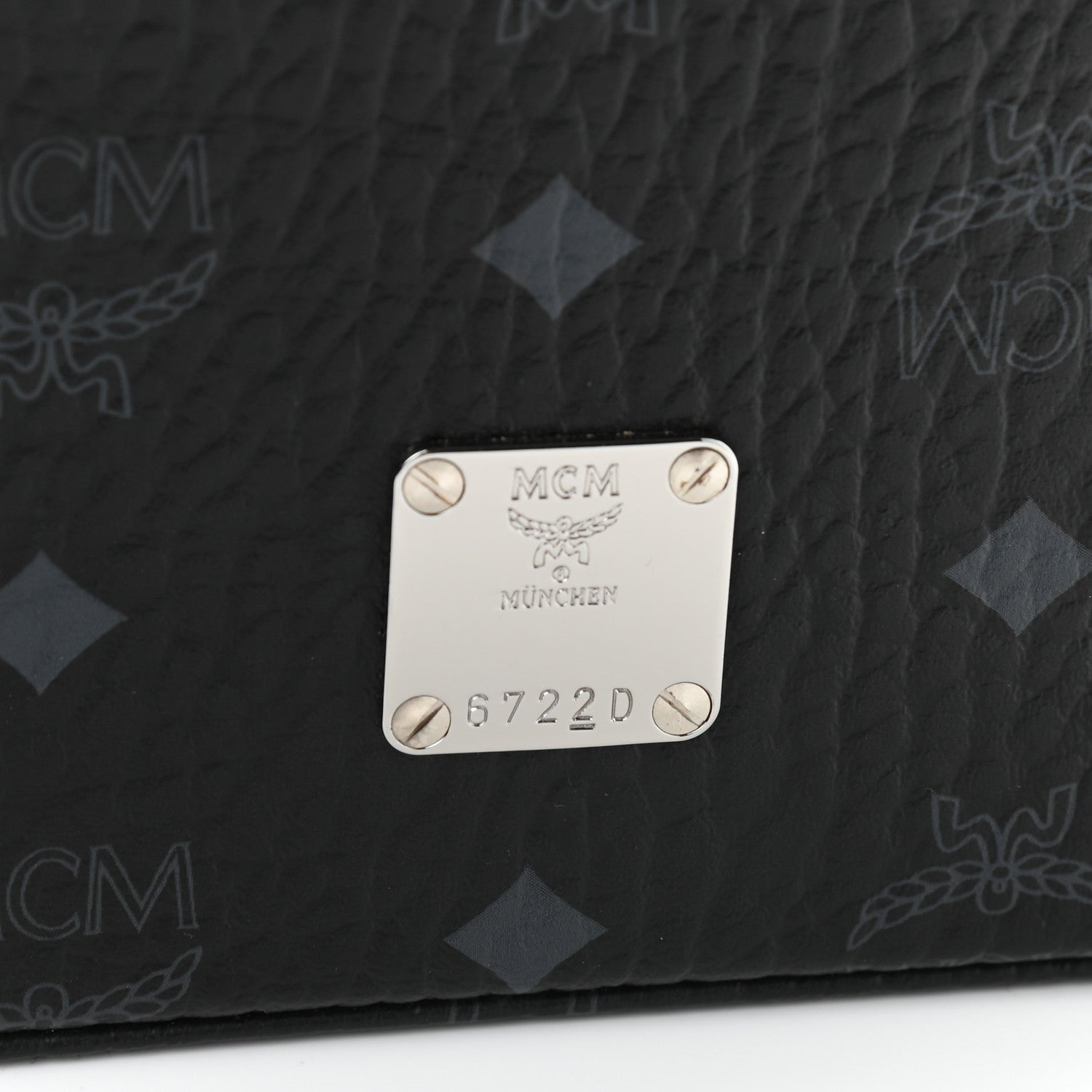 MCM Visetos Medium Rockstar Vanity Case Black 7 of 8