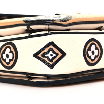 Louis Vuitton Monogram Giant Wild At Heart Pochette Metis Arizona 8 of 10