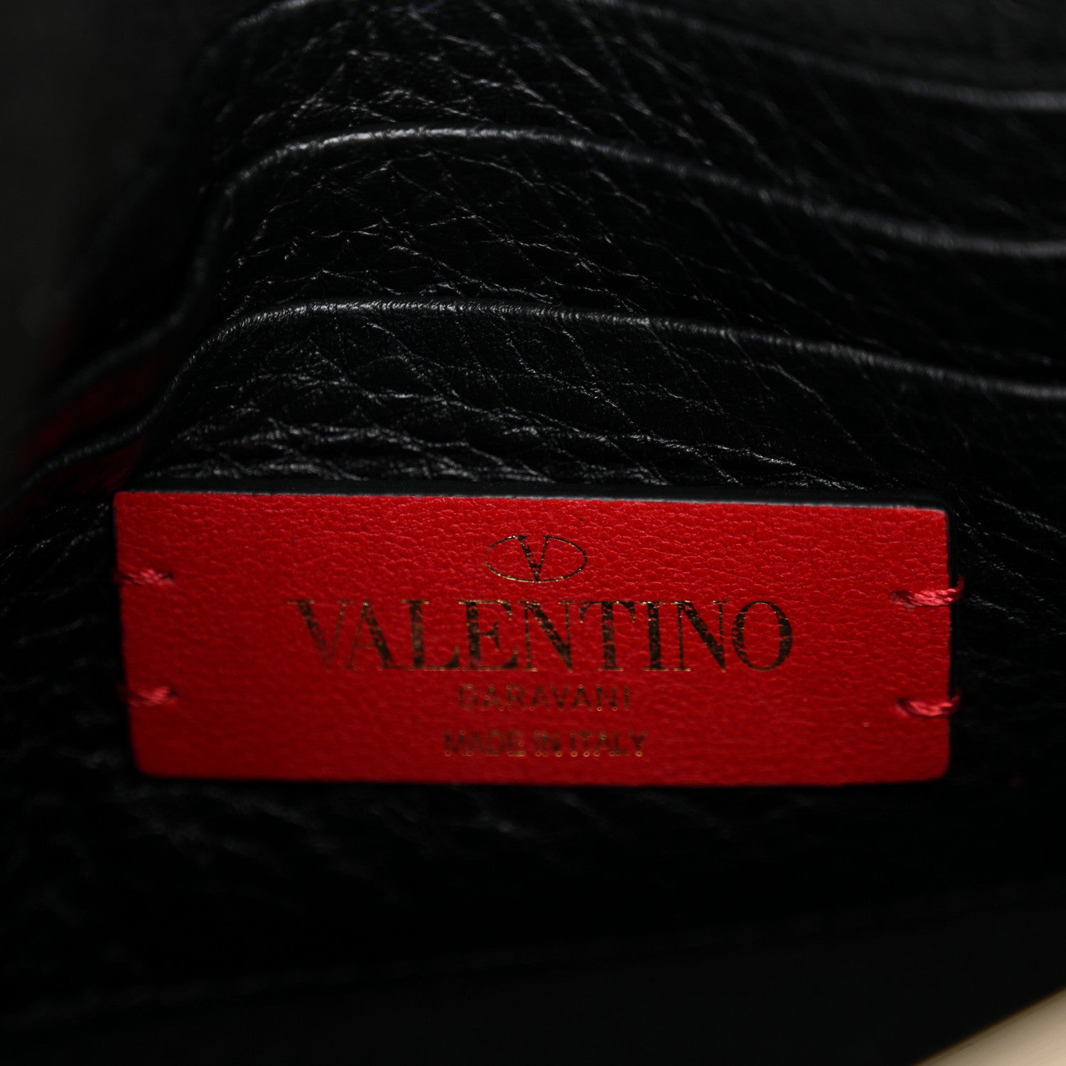 Valentino Garavani Pebbled Calfskin Rockstud Bucket Bag Black 6 of 10