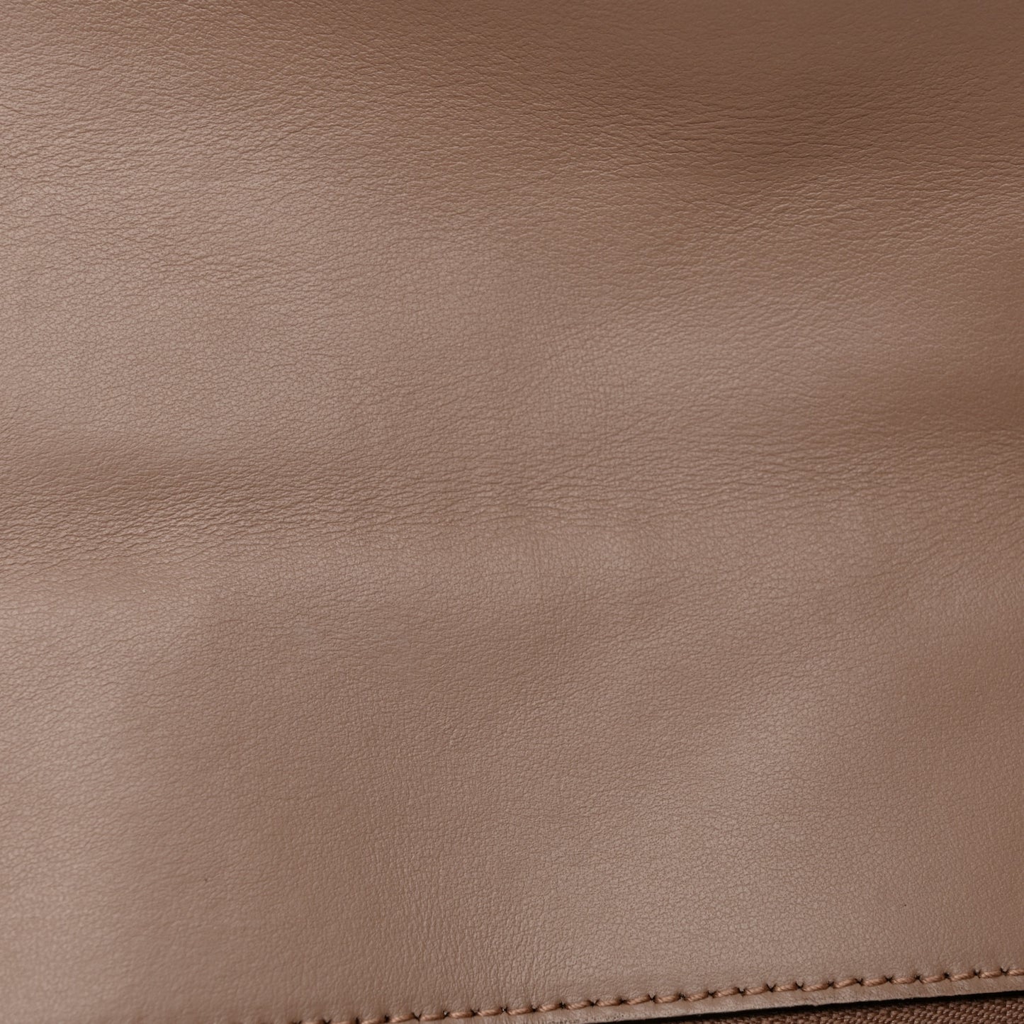 Calfskin Matelasse Small GG Marmont Shoulder Bag Porcelain Rose