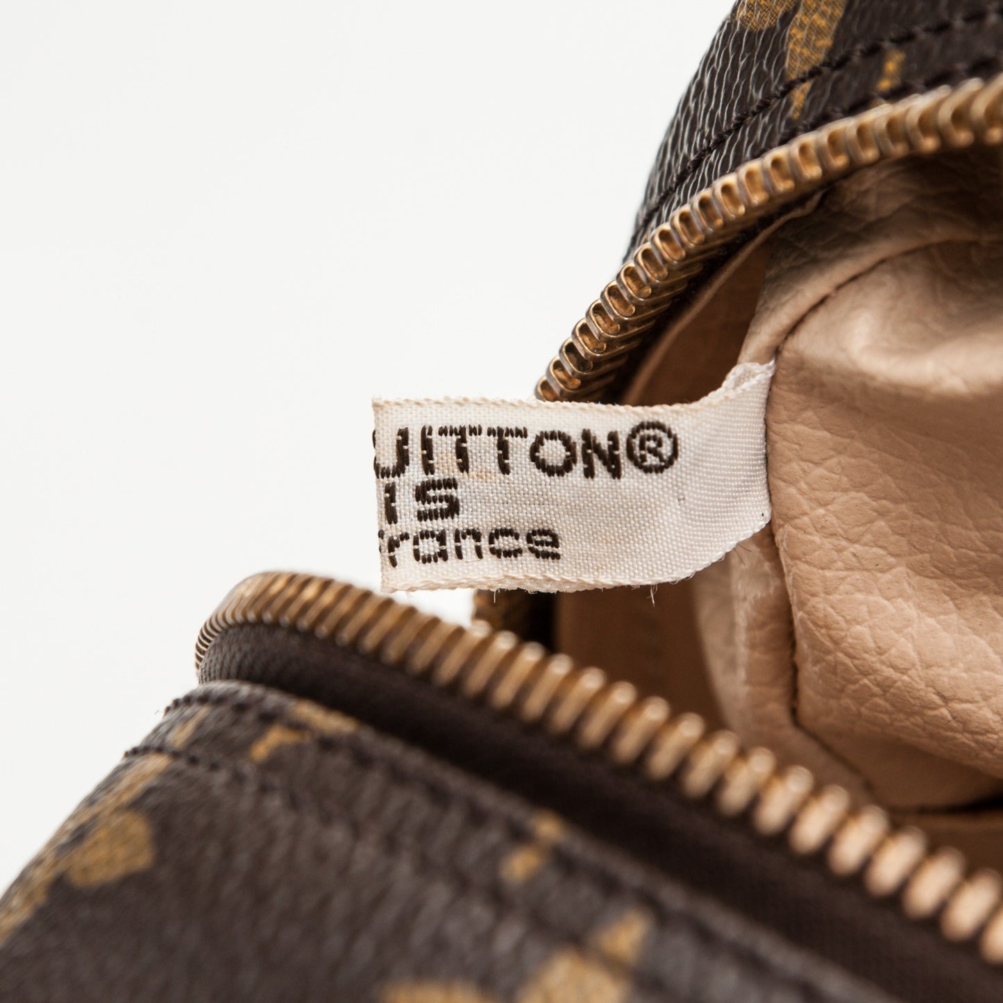 Monogram Trousse Toilette 28