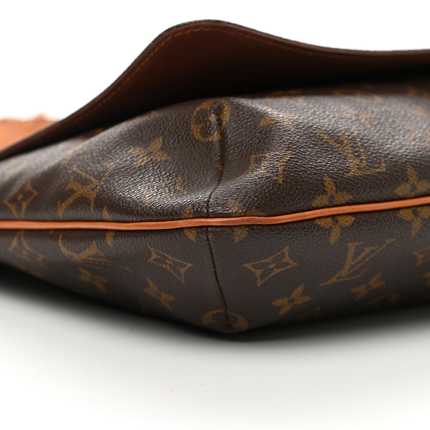 Monogram Musette GM
