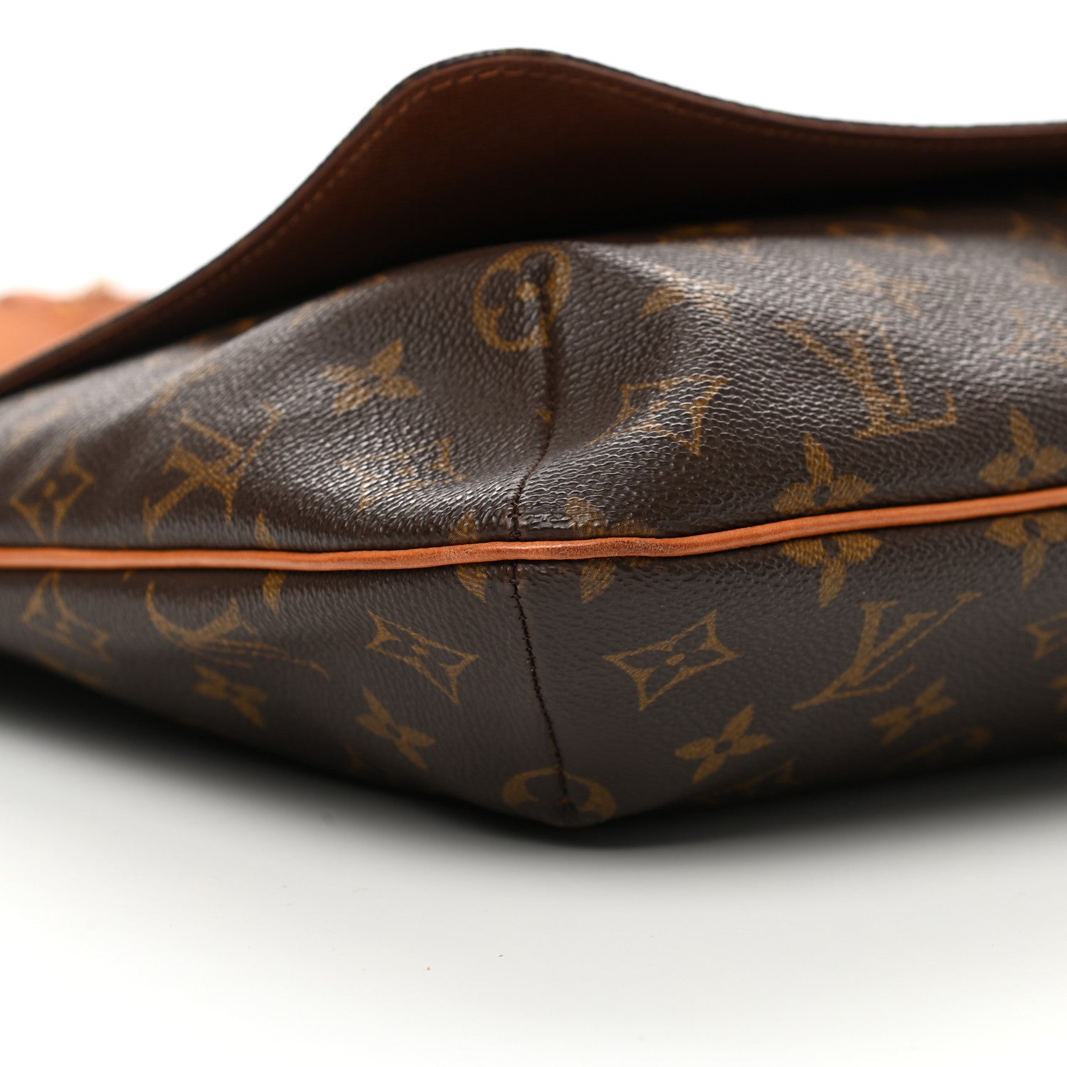 Louis Vuitton Monogram Musette GM 9 of 13