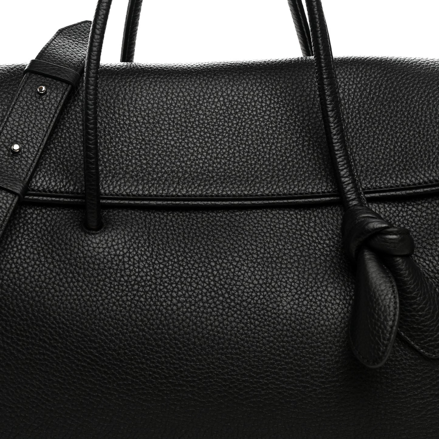 Grained Calfskin Le Turismo Black