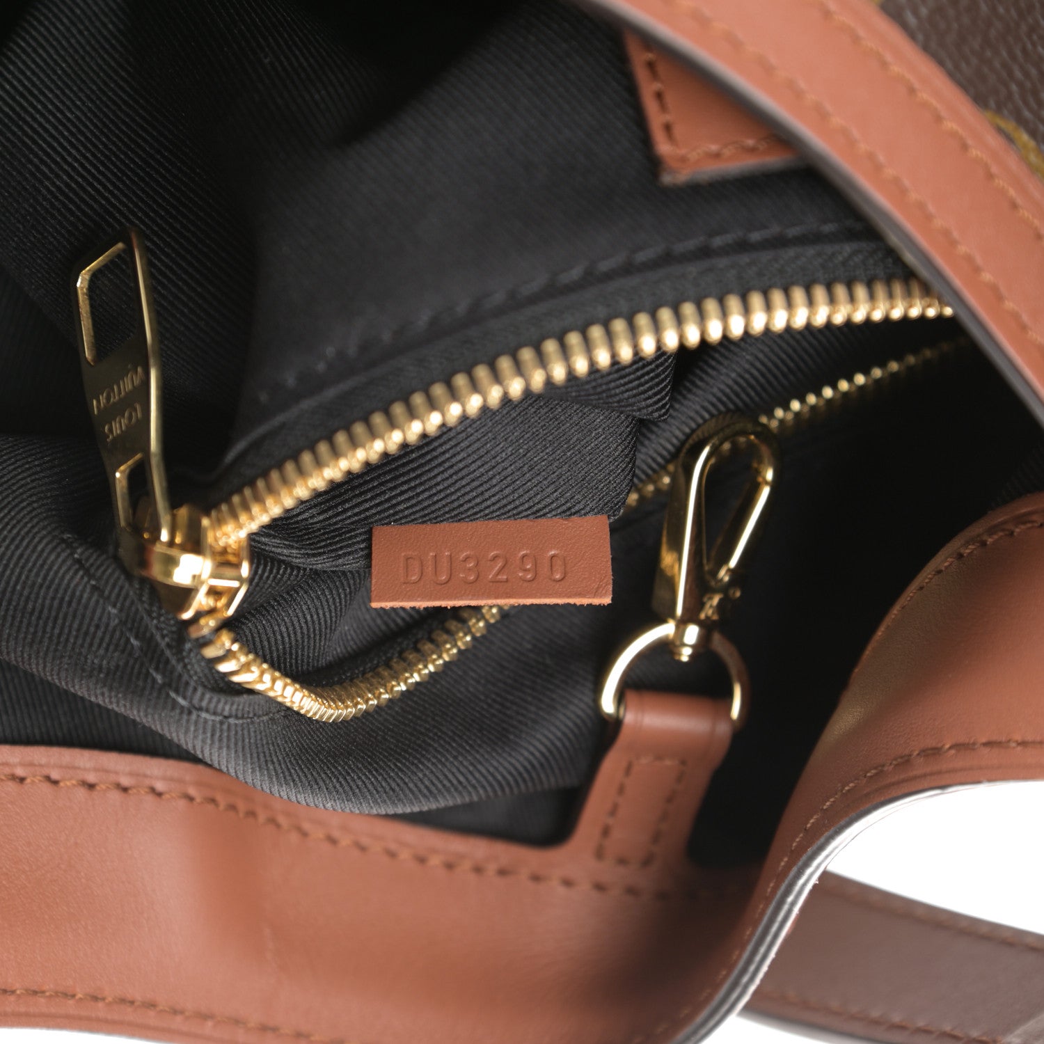 Louis Vuitton Reverse Monogram Dauphine Hobo MM 7 of 15