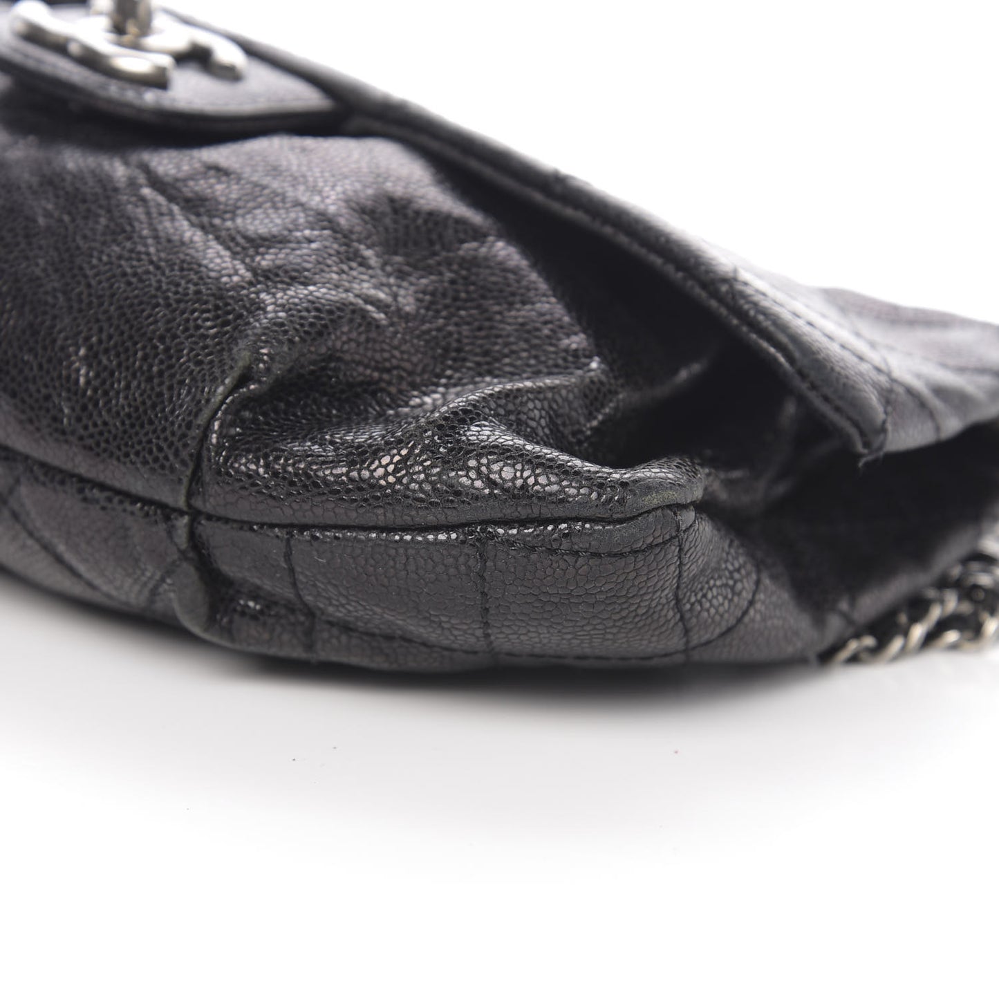 Caviar Quilted Medium Elastic Flap Black
