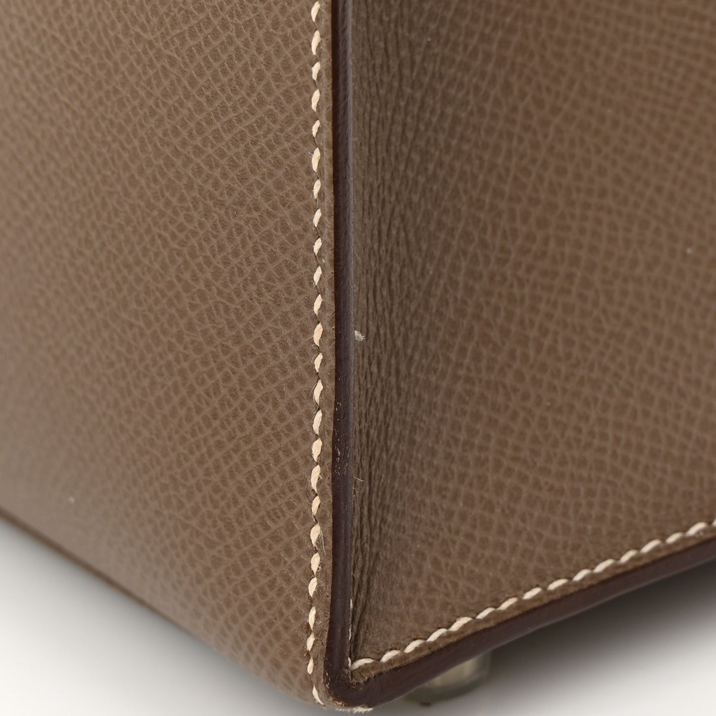 Epsom Kelly Sellier 25 Etoupe