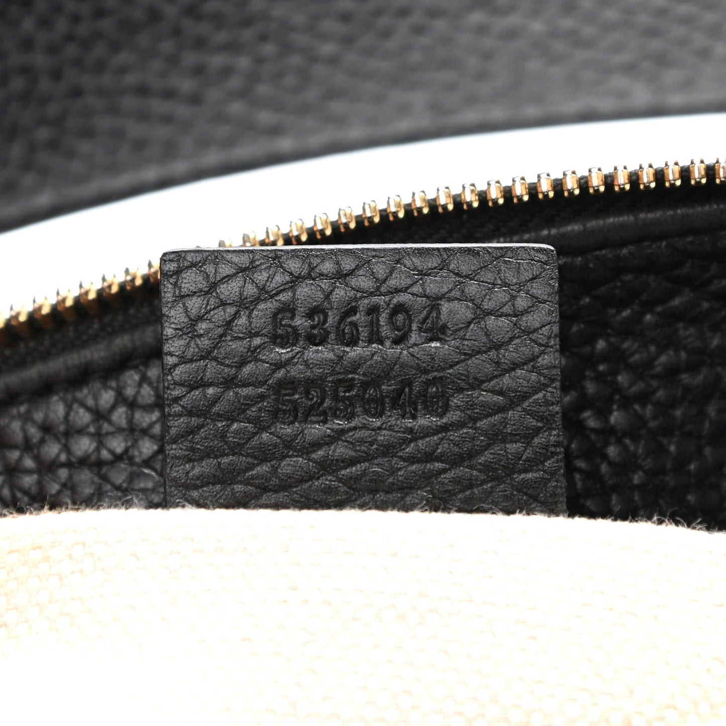 Pebbled Calfskin Large Soho Hobo Black