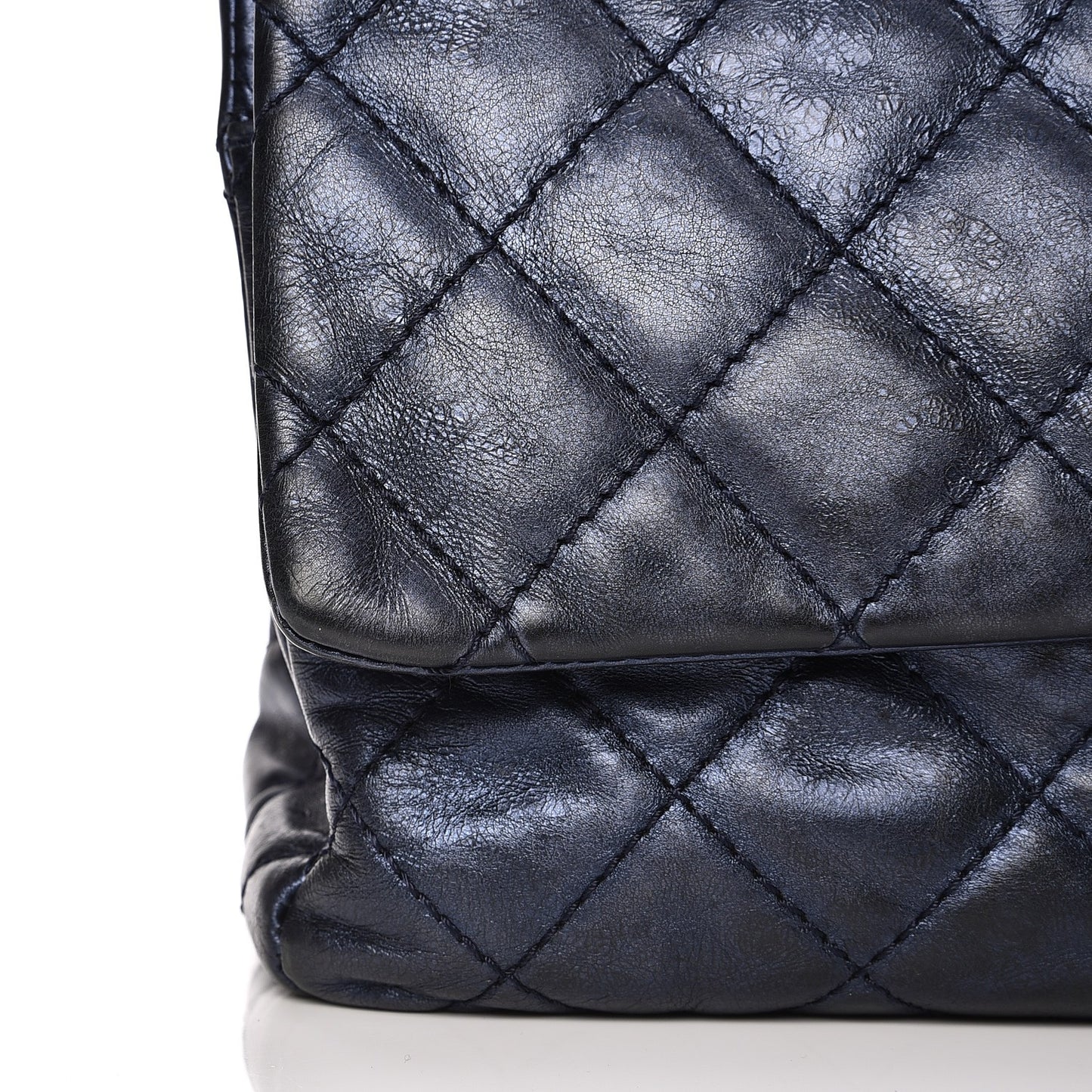 Metallic Calfskin 2.55 Reissue Flap 227 Blue