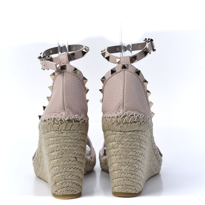 Valentino Garavani Grained Calfskin Rockstud Ankle Strap Espadrille 15/105mm Wedge Sandals 41 Poudre Natural 6 of 8