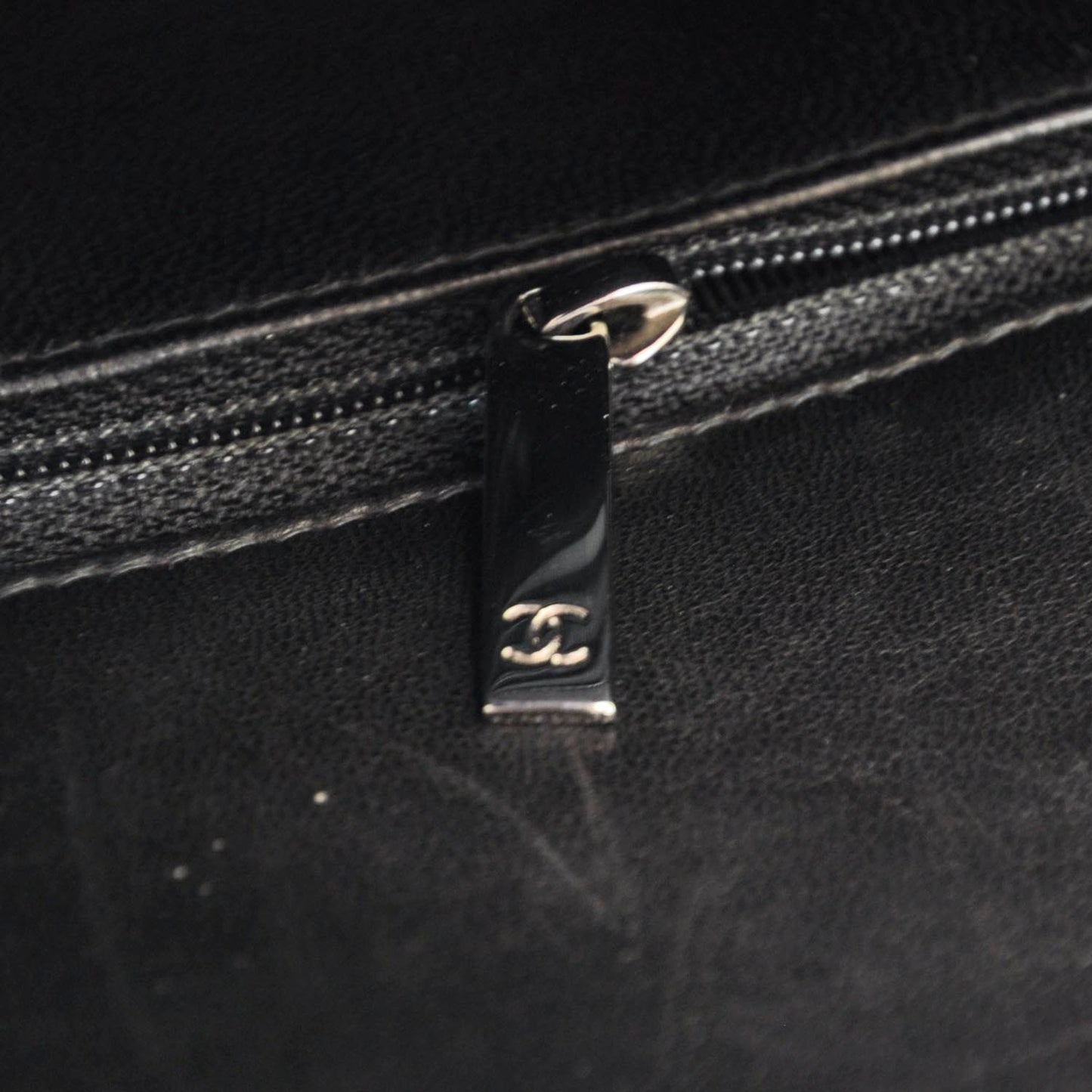 Patent Chocolate Bar Quilted Tote Black