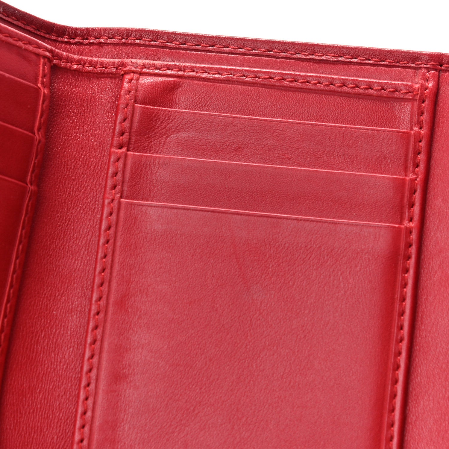 Gucci Calfskin Matelasse GG Marmont Wallet Hibiscus Red 12 of 16