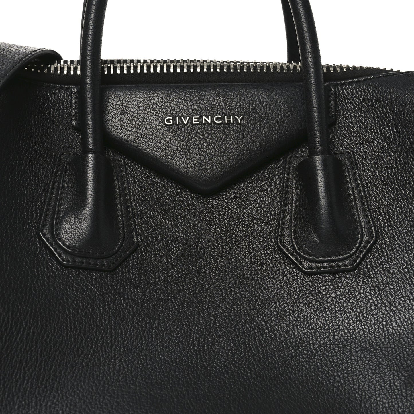 Sugar Goatskin Medium Antigona Black