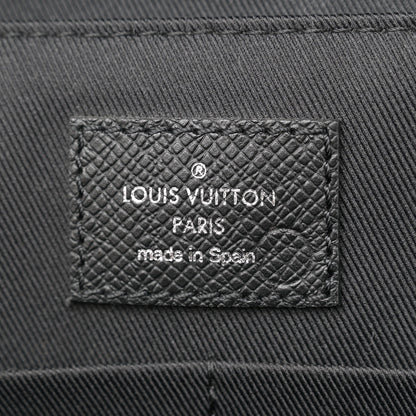 Louis Vuitton Taigarama Messengerama Black 6 of 9