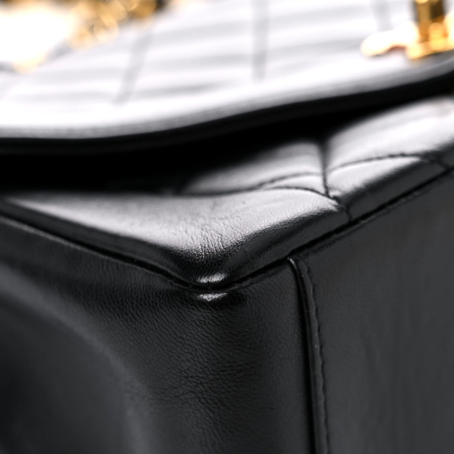 Lambskin Quilted Medium Single Flap Black