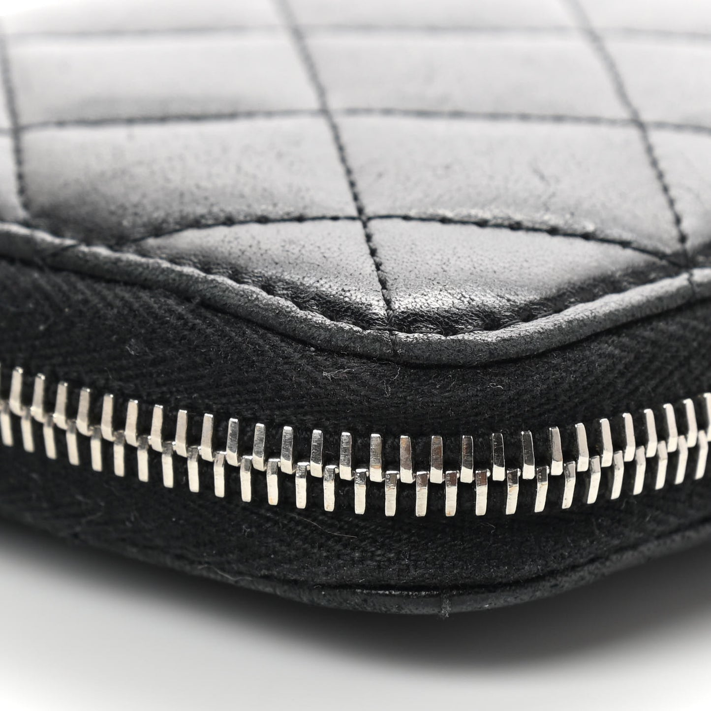 Lambskin Quilted Large Gusset Zip Around Wallet Black