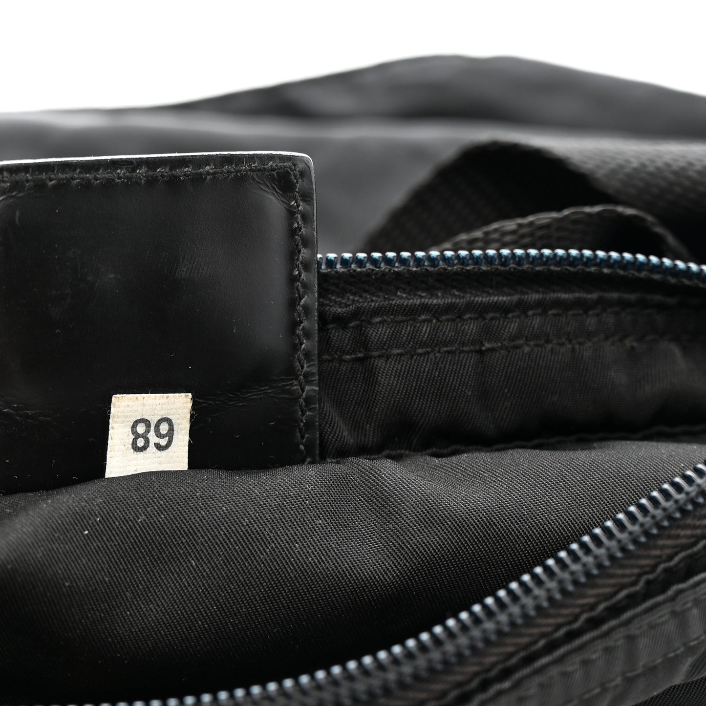 Nylon Vela Flat Messenger Bag Black