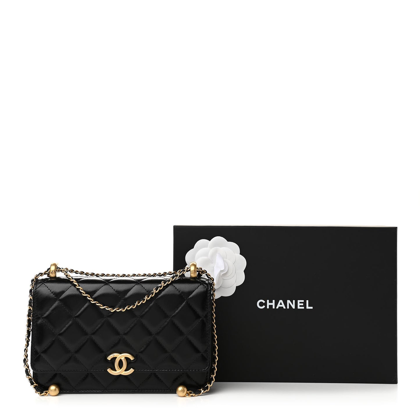 Calfskin Quilted Perfect Fit Wallet On Chain WOC Black