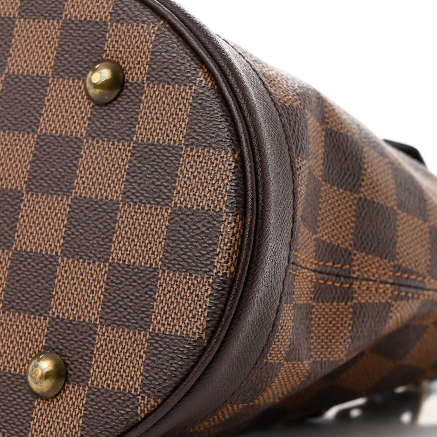 Damier Ebene Marais Bucket 23