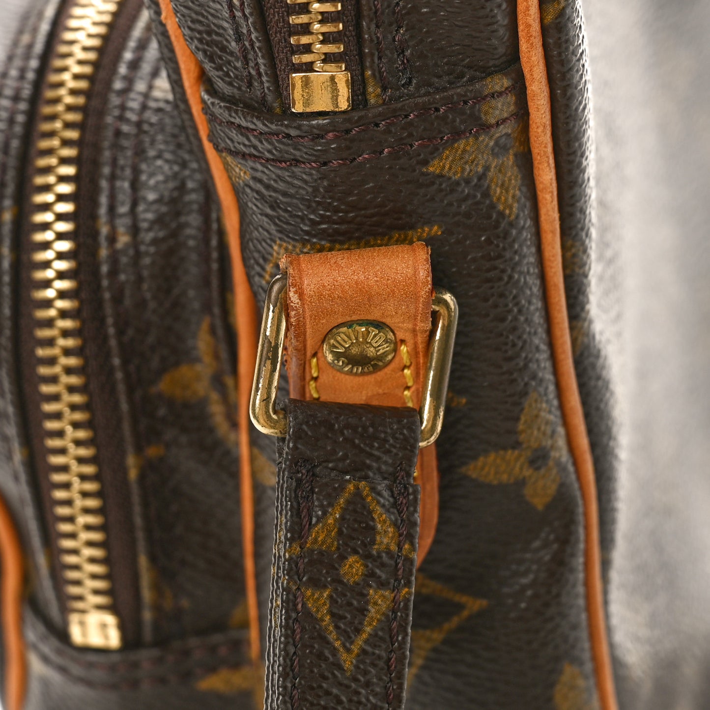 Monogram Amazone