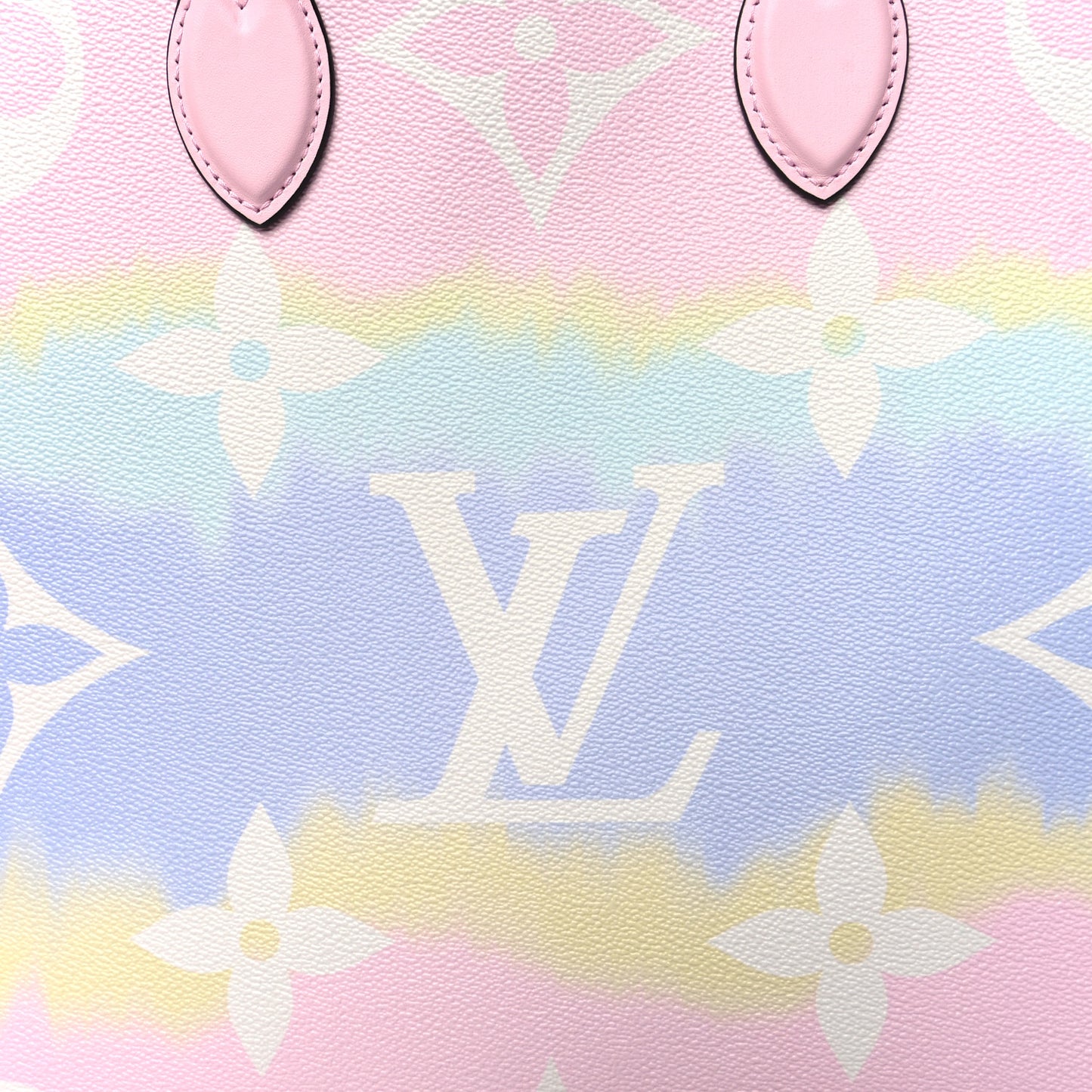 Monogram Escale Onthego GM Pastel