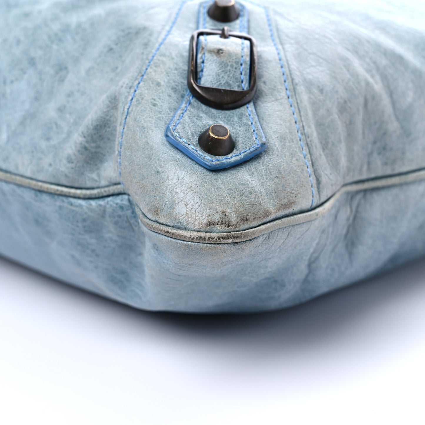 Chevre Classic Hardware Flat Messenger Sky Blue