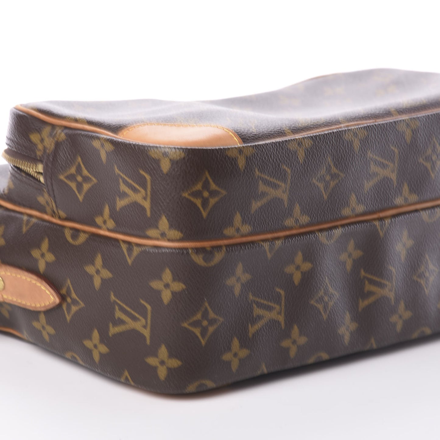 Monogram Nil 28