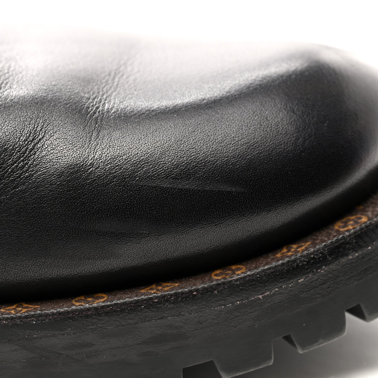 Louis Vuitton Calfskin Monogram Discovery Flat Ankle Boots 41 Black 11 of 12
