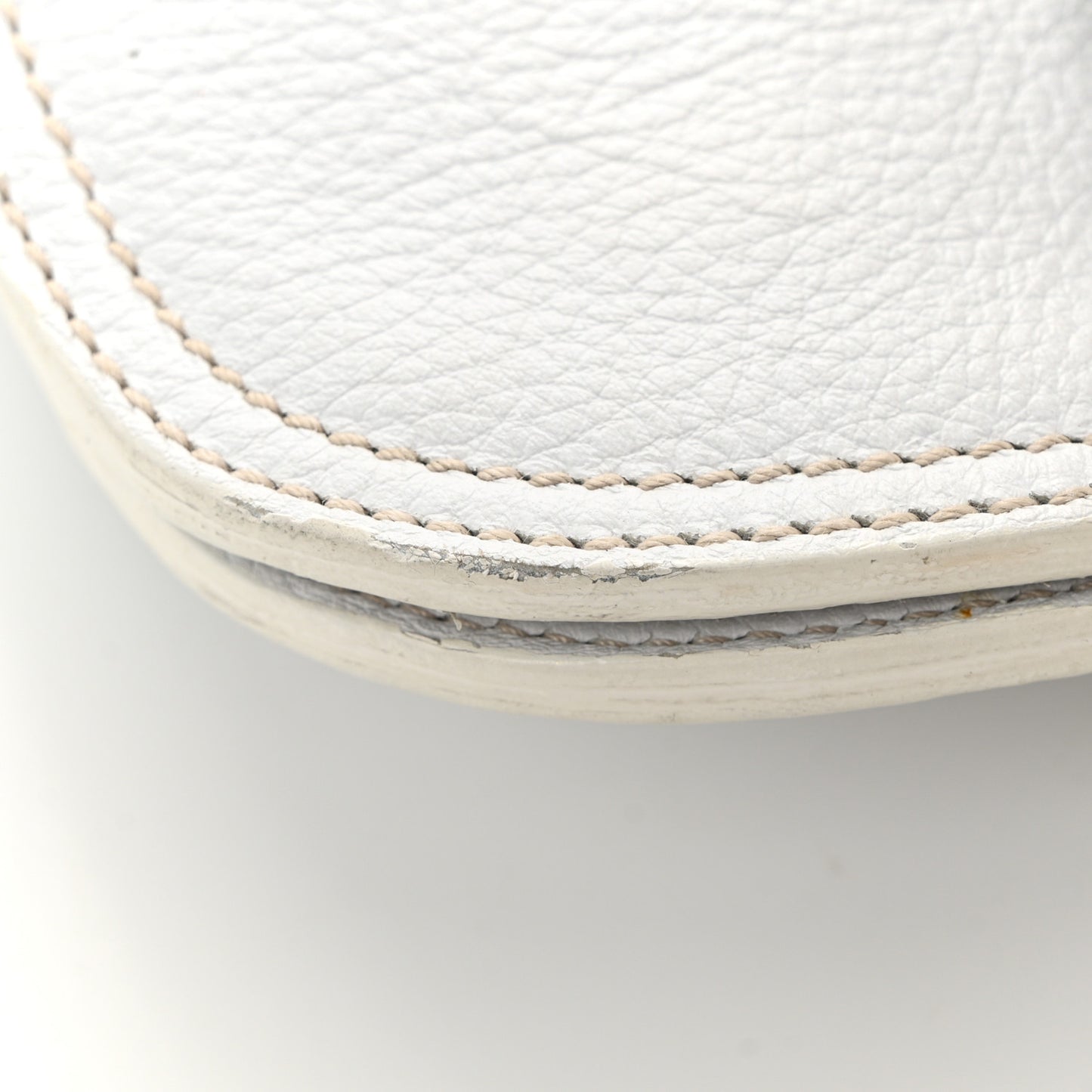 Vitello Daino Shoulder Bag White