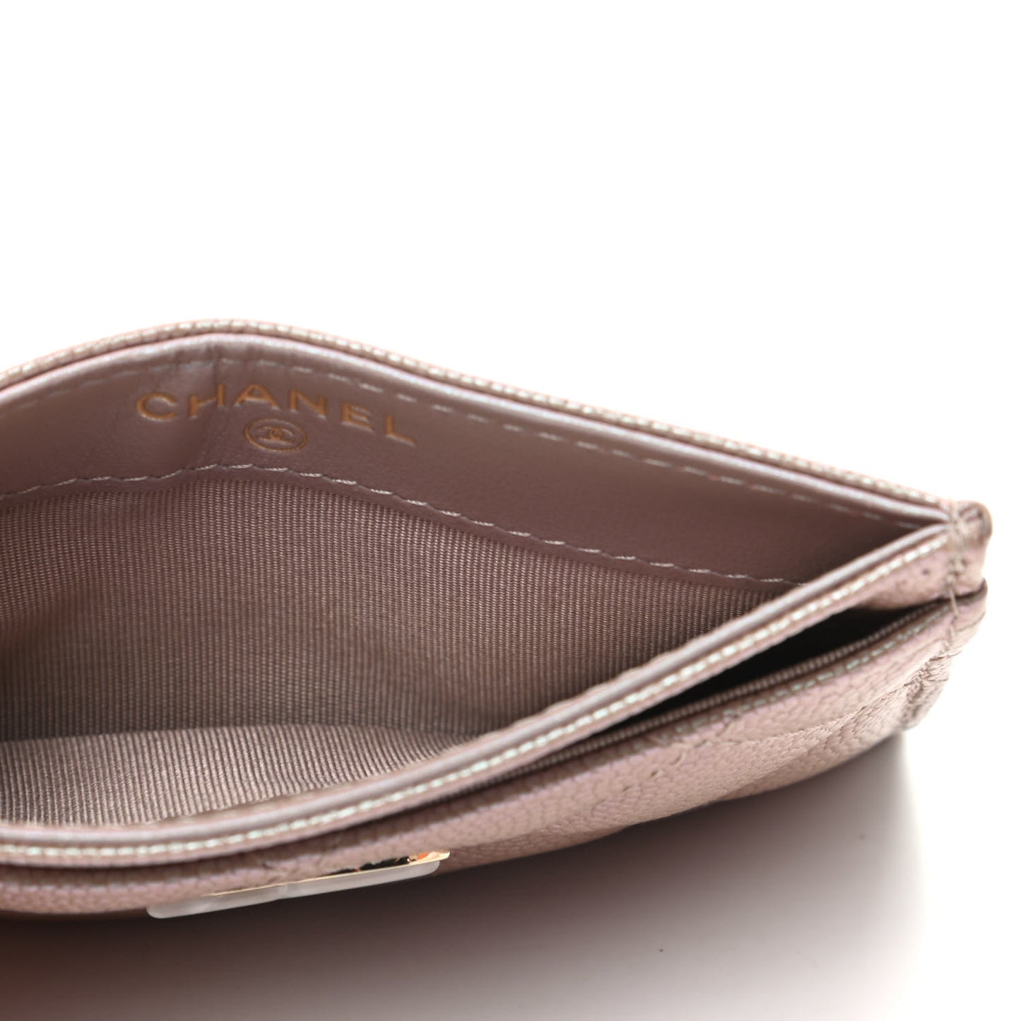 Iridescent Caviar Quilted Card Holder Beige