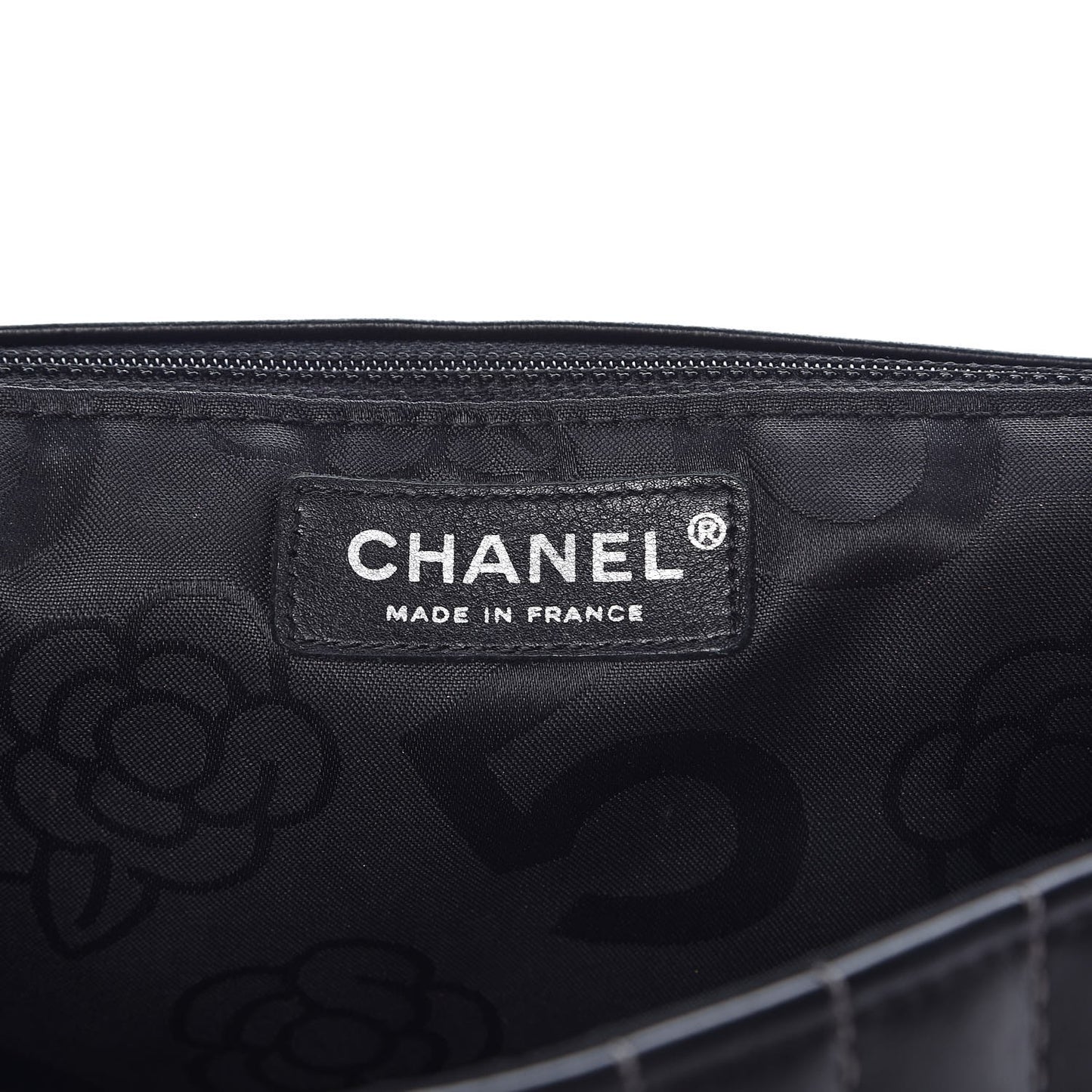 Lambskin Vertical Quilted Medium Single Flap Black