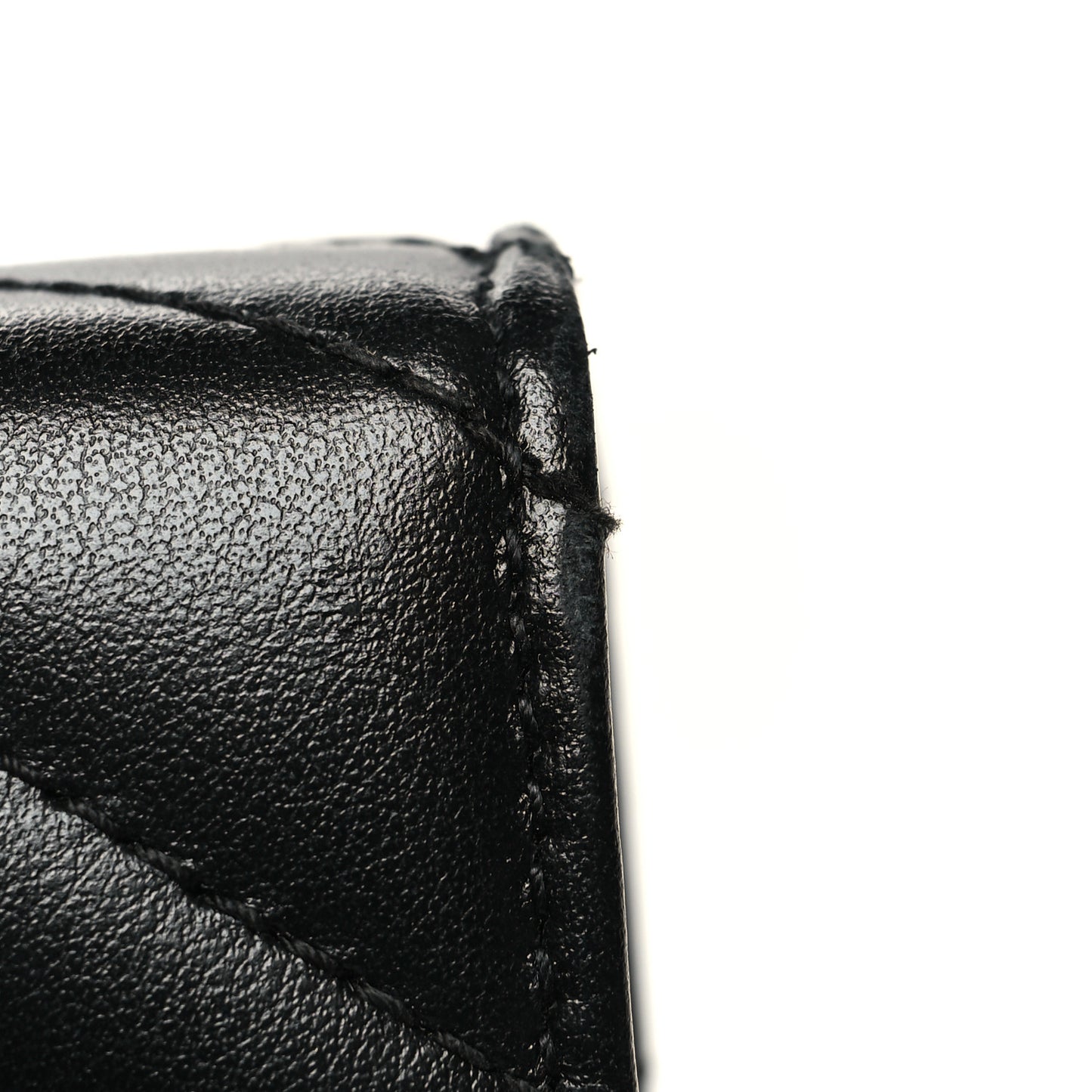 Calfskin Matelasse GG Marmont Chain Wallet Black
