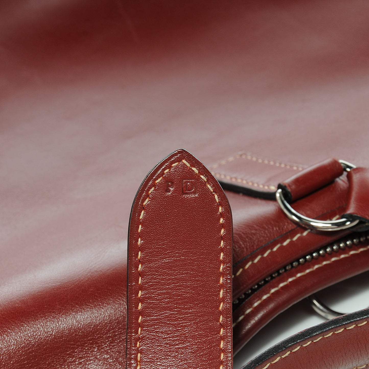 Box Leather Trim 35 Rouge H