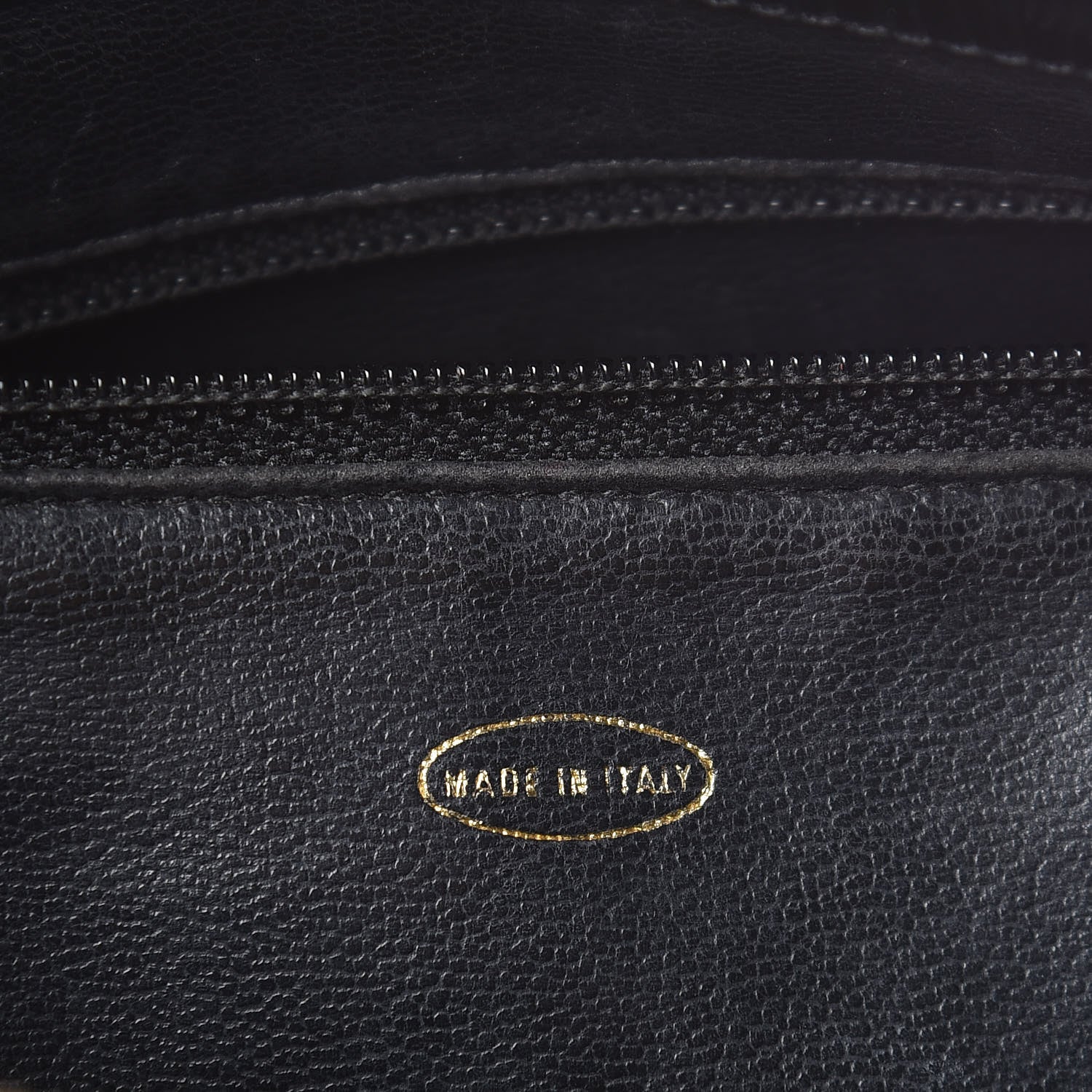 Chanel Patent CC Shoulder Bag Black 10 of 18