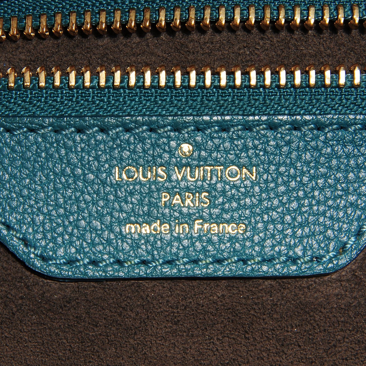 Louis Vuitton Mahina L Lagon 6 of 7