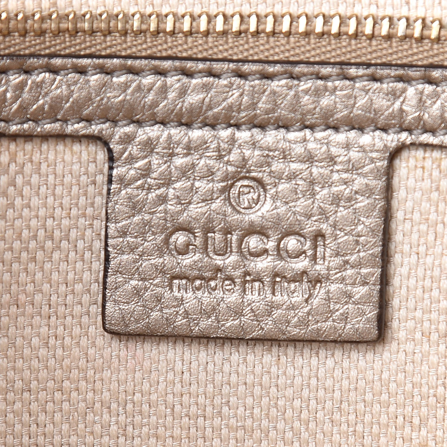 Gucci Metallic Pebbled Calfskin Medium Soho Clutch Golden Beige 8 of 17