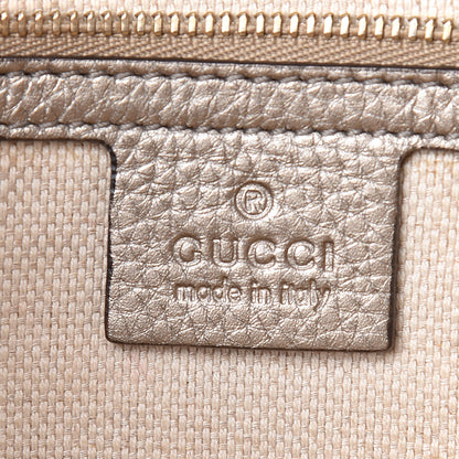 Gucci Metallic Pebbled Calfskin Medium Soho Clutch Golden Beige 8 of 17