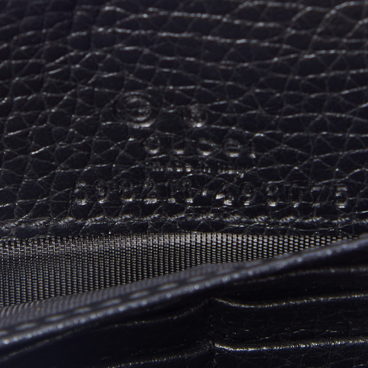 Pebbled Calfskin Soho Wallet on Chain Black